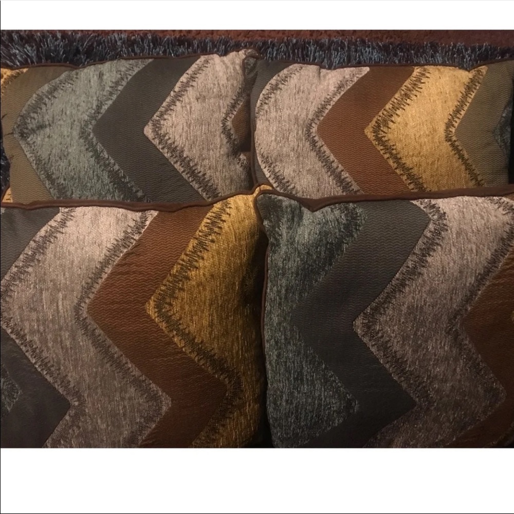 Set of Four Decorative Pillows